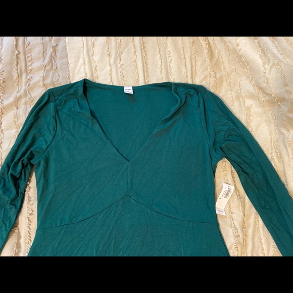 Women’s old navy stretch dress - Picture 2 of 3